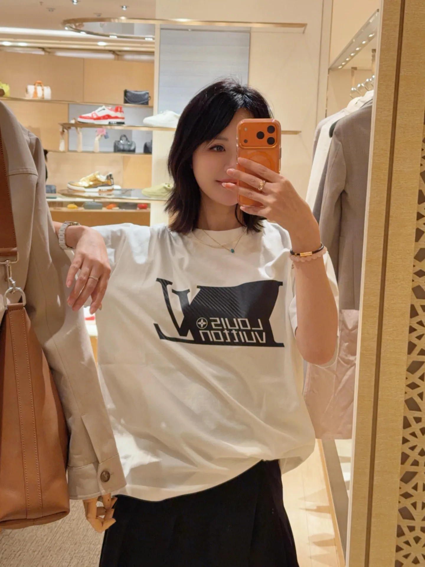 Louis Vuitton/ logo